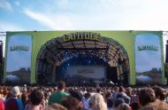 Latitude2009_SetC-TavisR-e_Tavis-you-should-be-in-bed.jpg